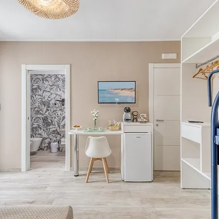 Sogno Del Mare Salentino Fronte Mare Bed & Breakfast